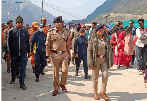 पुलिस महानिदेशक अभिनव कुमार पहुंचे श्री केदारनाथ धाम, सुरक्षा व्यवस्थाओं का जायजा लेकर दिए आवश्यक दिशा-निर्देश