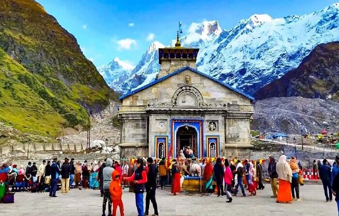 अलग-अलग प्रांतों से केदारनाथ यात्रा पर आए यात्रियों से पंजीकरण के नाम पर फर्जी पंजीकरण देकर 4.40 लाख रुपये ठगे 