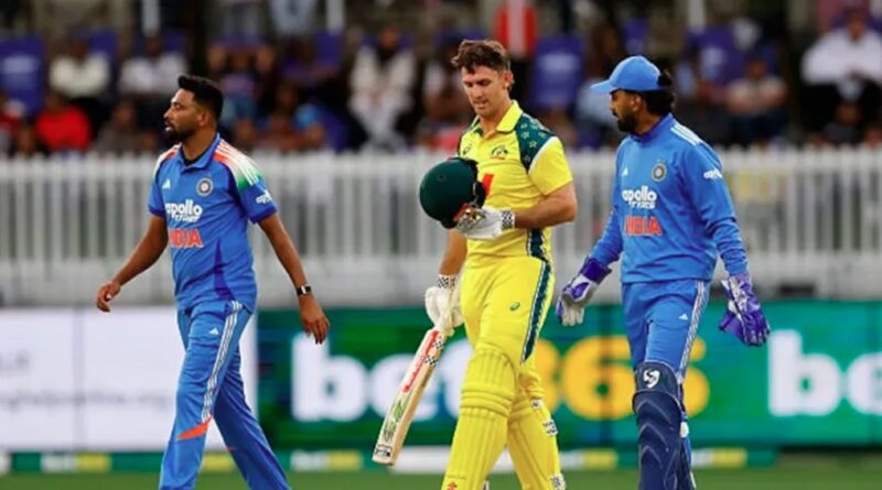 वनडे सीरीज के दूसरे मुकाबले में ऑस्ट्रेलिया ने भारत को दो विकेट से हराया